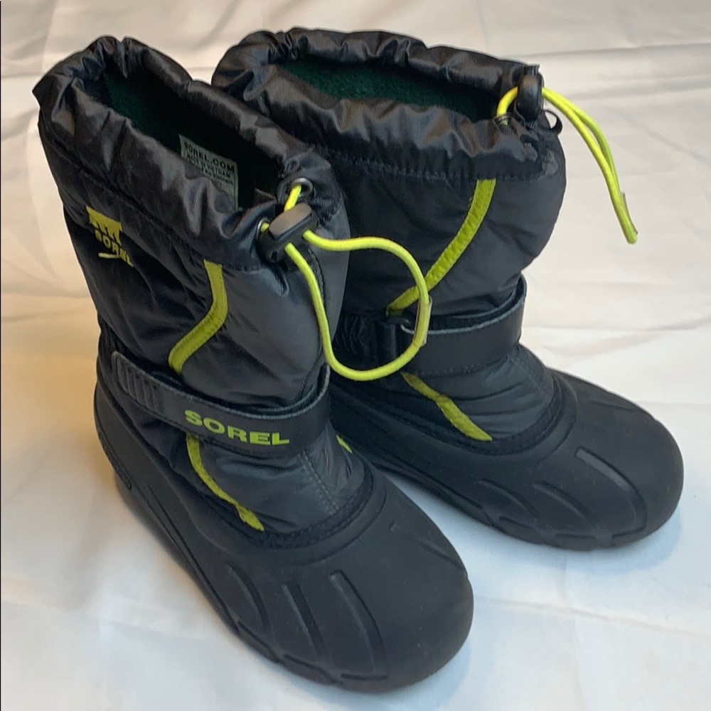 SOREL Youth Flurry Winter Boots